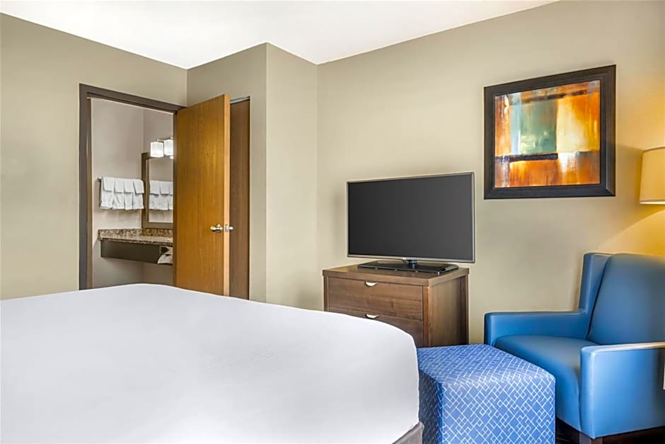 Best Western Plus Saint John Hotel & Suites