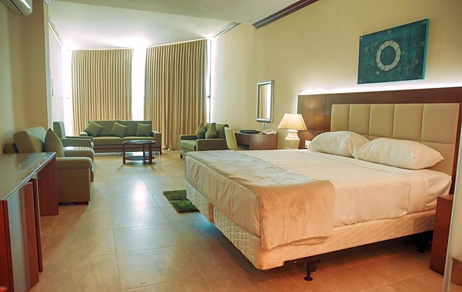 Ramada by Wyndham Princess Georgetown