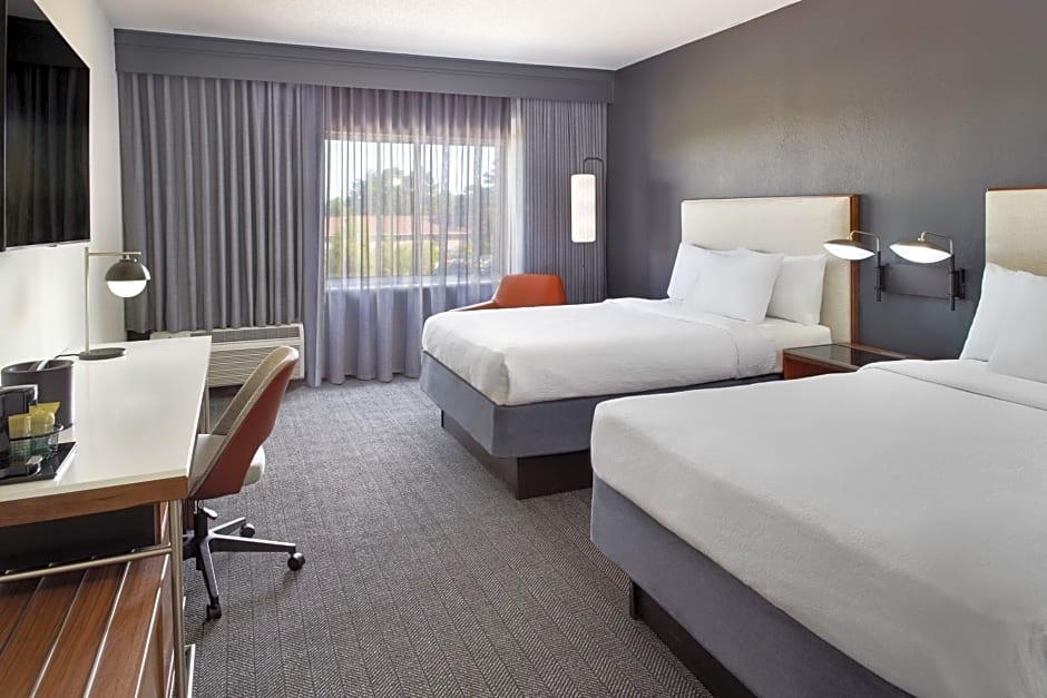 Courtyard by Marriott Myrtle Beach Broadway