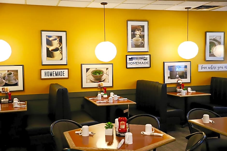 Travelodge by Wyndham Grande Prairie