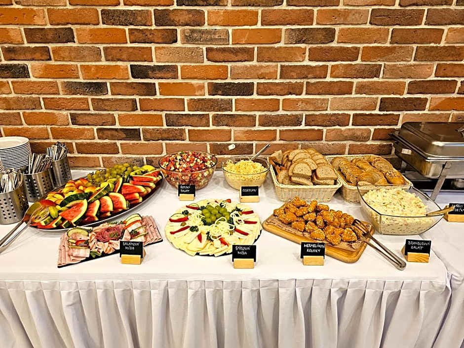 Balónový hotel a pivovar Radešín