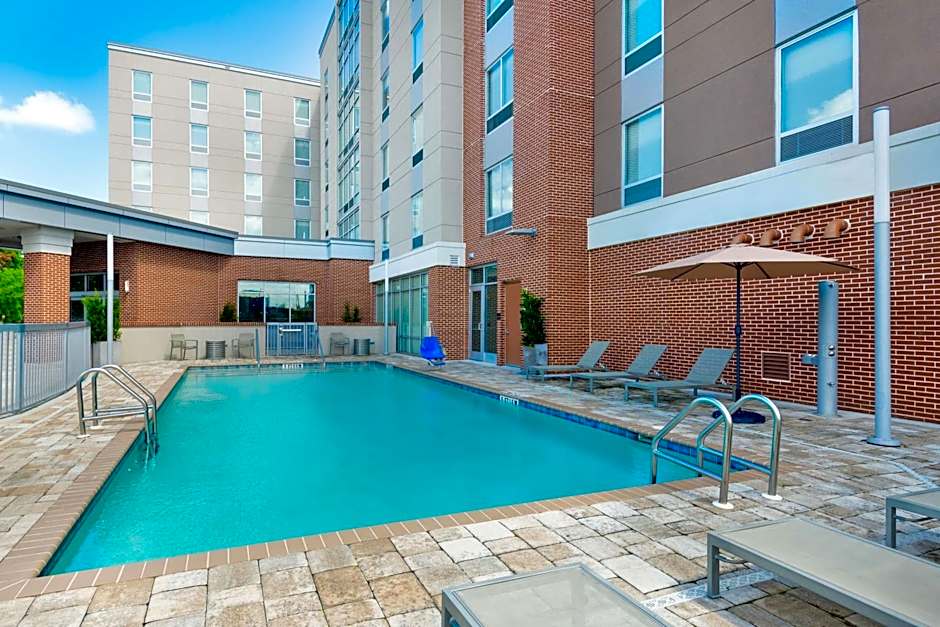 Hampton Inn By Hilton & Suites Tallahassee Capital - University