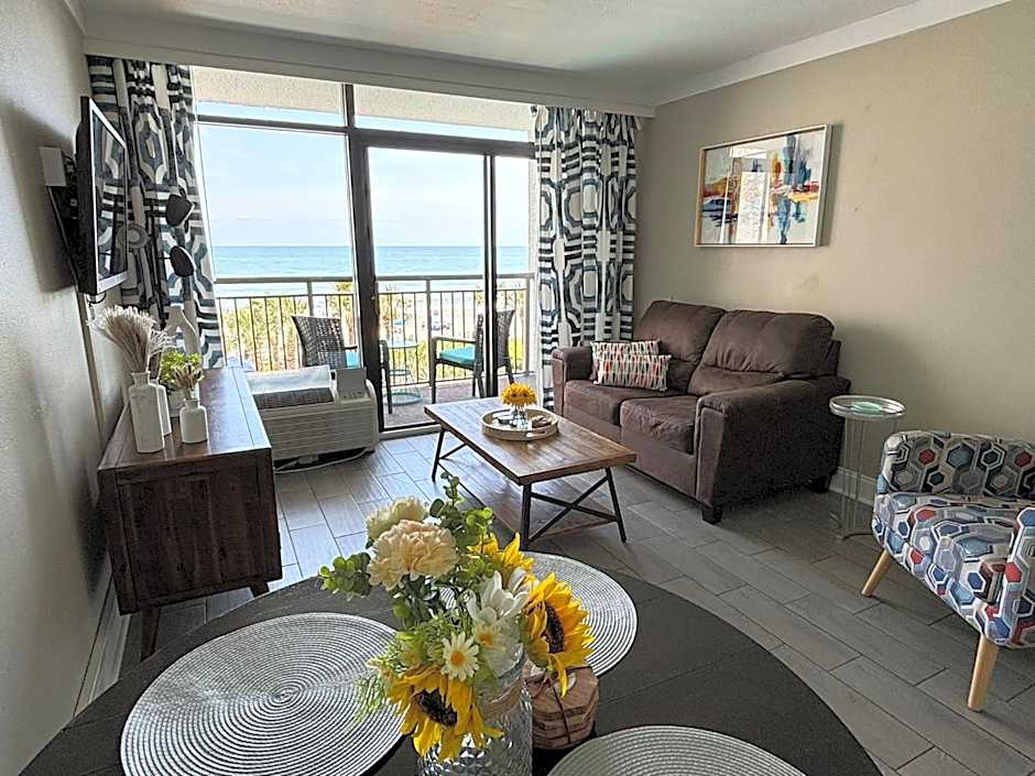 453 Shore Fun Oceanfront Great Location