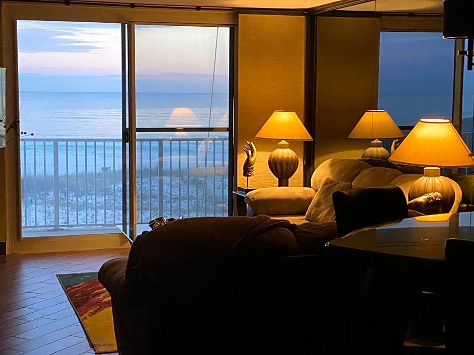 Best Gulf-Front Beach View in Destin!