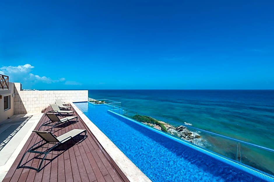 Shama Apartment beach front