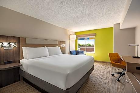 1 King Bed Standard