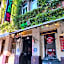 Budapest Party Hostel at Udvarom