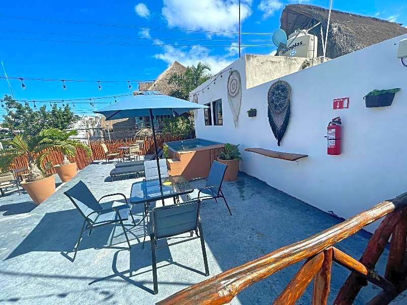 Mayab Holbox - Beach Zone