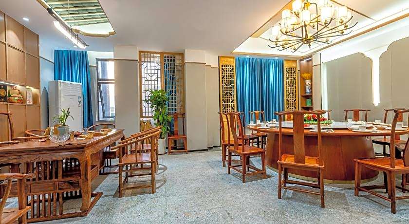 WAIFIDEN Hotel - Former Tokai Hotel (Free shuttle bus during Canton Fair)