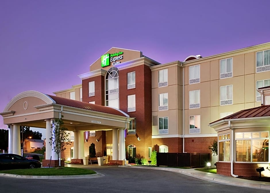 Holiday Inn Express Hotel & Suites Kansas City - Grandview By IHG