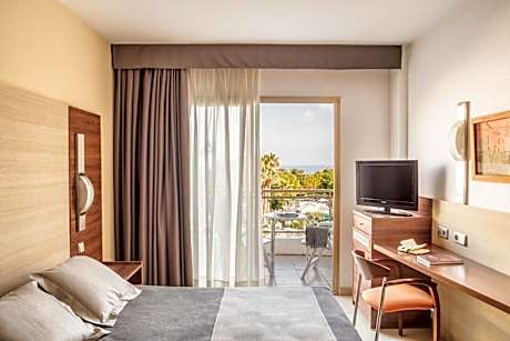 Premium Double Room (1 Adult)