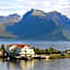 Sunde Fjord Hotel, free and easy parking