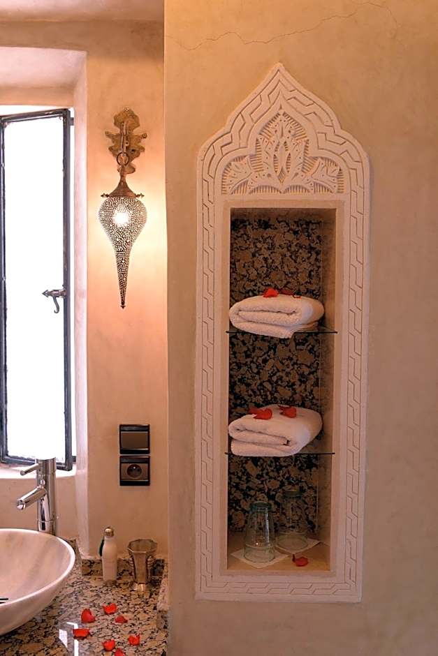 Riad Azzar