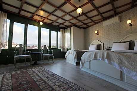 Triple Room with View