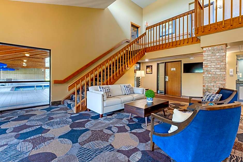 Quality Inn Oshkosh Aviation Park