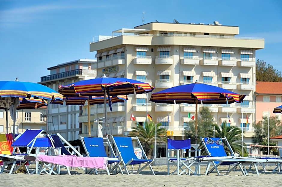 Hotel Capri & Residence