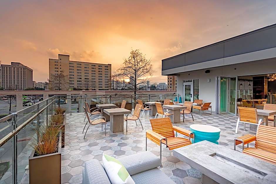 Element Dallas Downtown East
