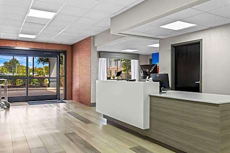 Clarion Pointe Franklin - Nashville Area