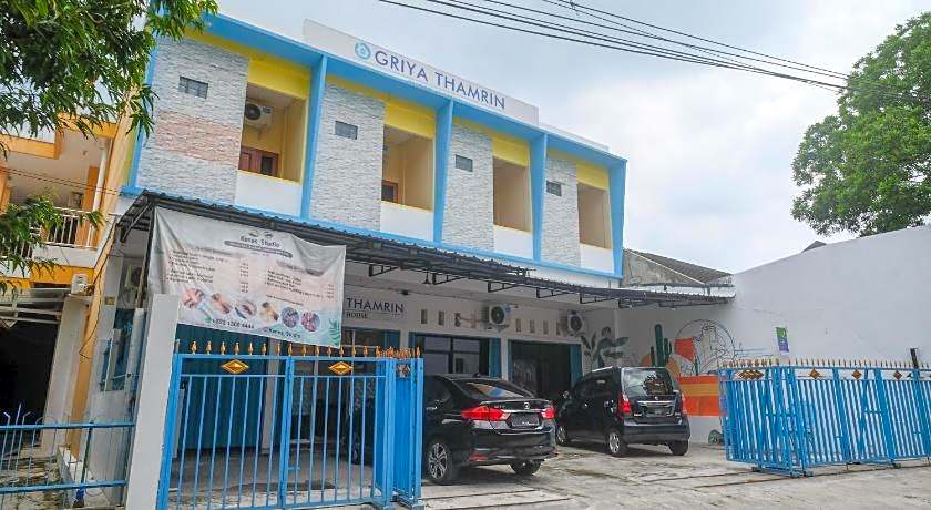 RedDoorz Syariah @ Griya Thamrin Manahan Solo