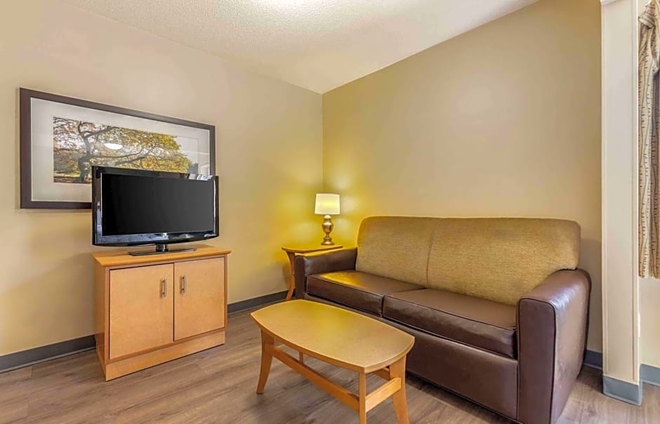 Extended Stay America Select Suites - Greenville - Haywood Mall