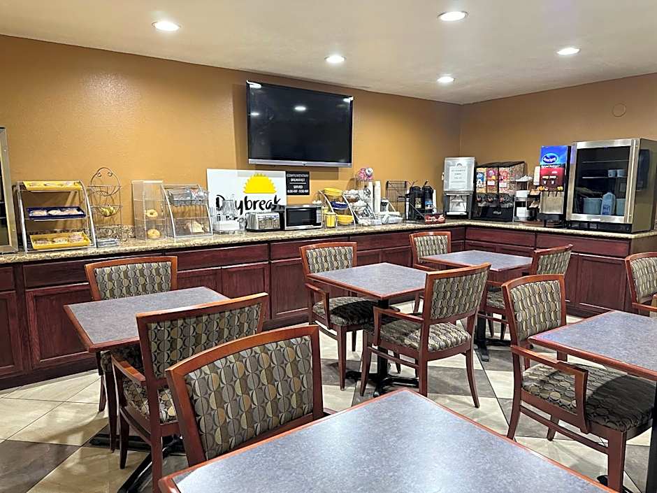 Days Inn by Wyndham Medford