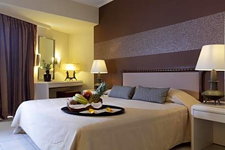 Double or Twin Room with Sea View