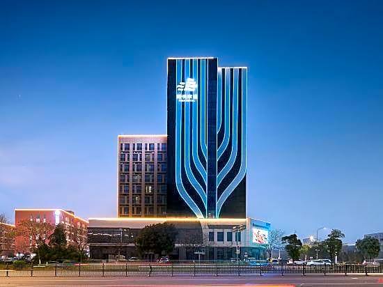 Haiyue Huantu Hotel (Zhongqi Store)