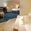 Fairfield Inn & Suites by Marriott Belleville