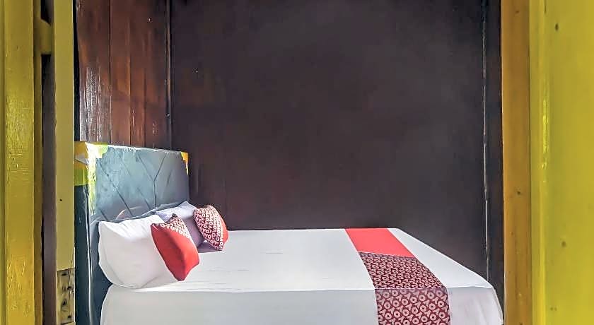 Hotel O Filadelfia Resto & Penginapan Near Benteng Moraya