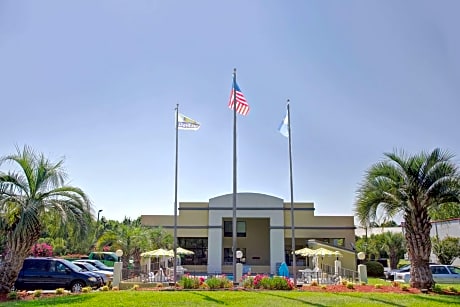 Days Inn by Wyndham Ladson Summerville Charleston