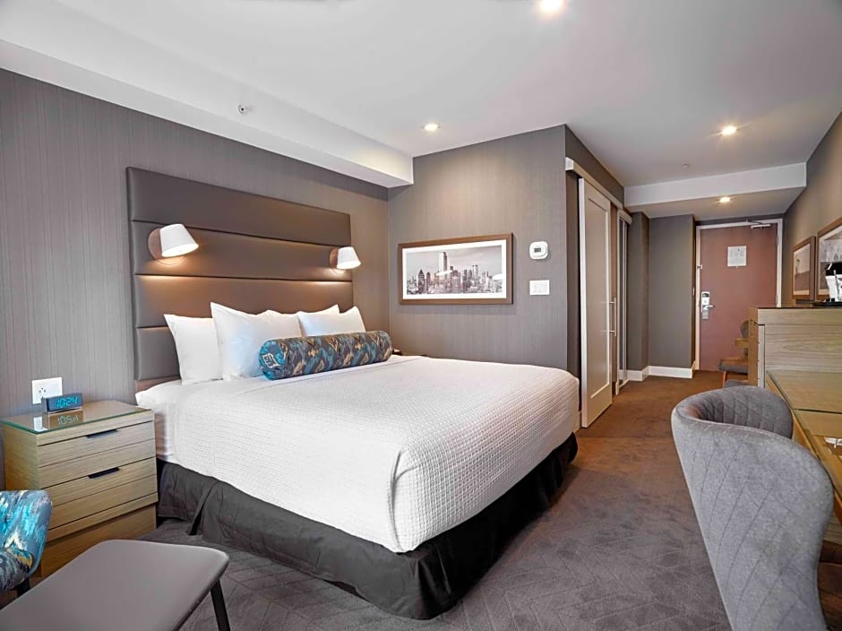 Sandman Signature Plano-Frisco Hotel
