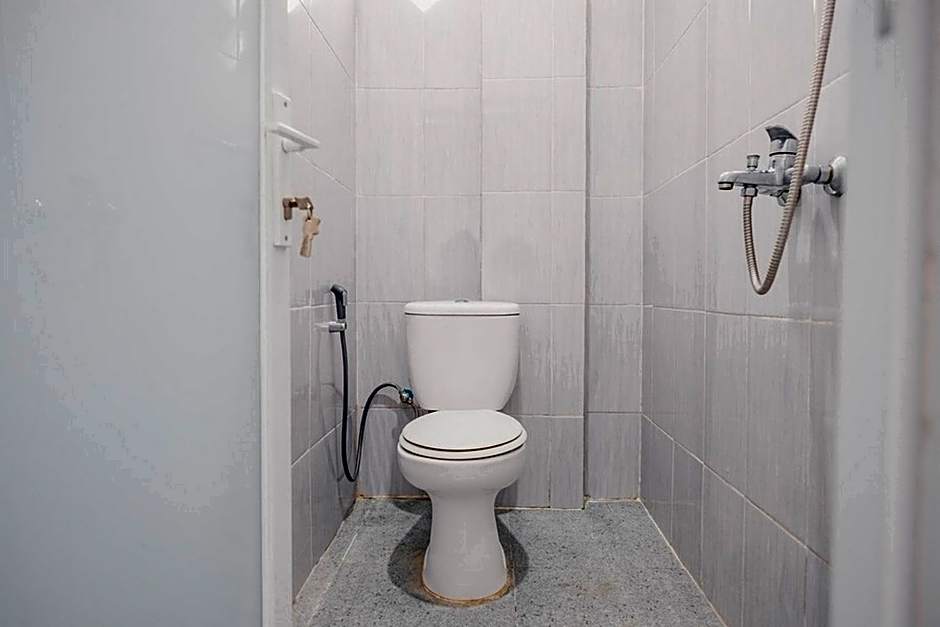 RedDoorz @ Jalan Narada Lampung