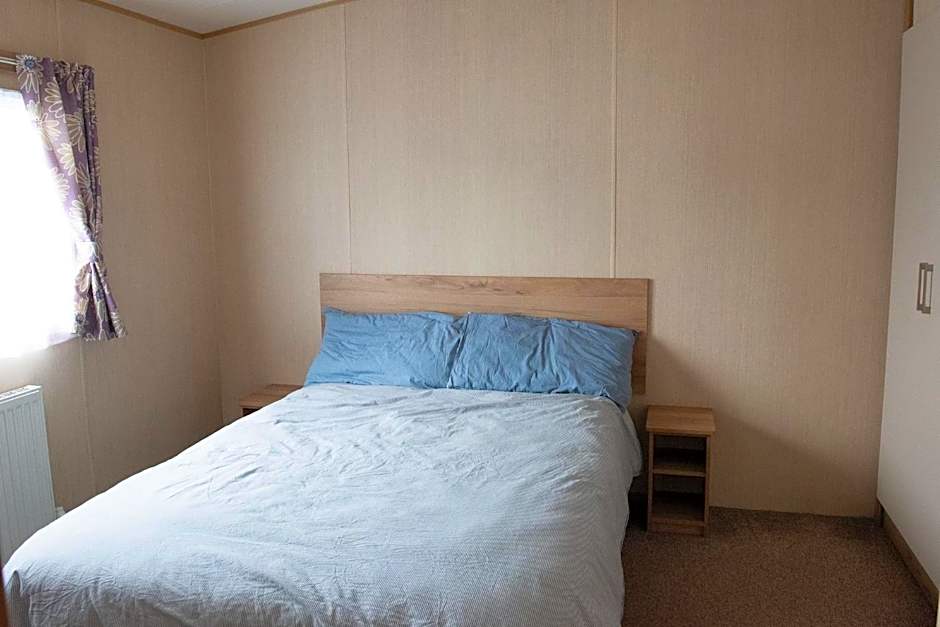2 Bed Caravan For Hire at Golden Sands in Rhyl