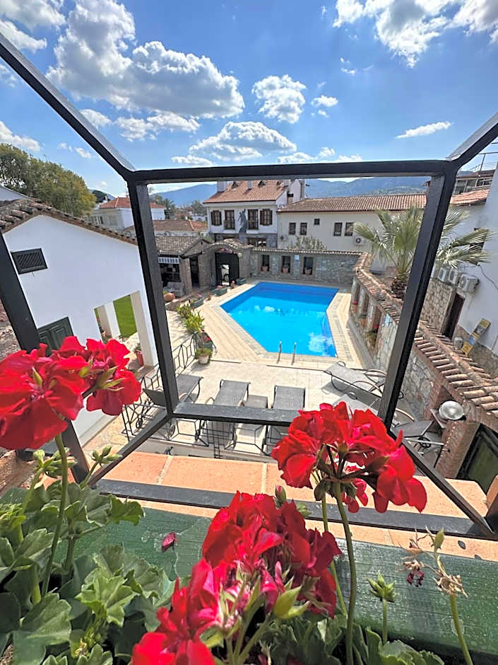 Akay Hotel