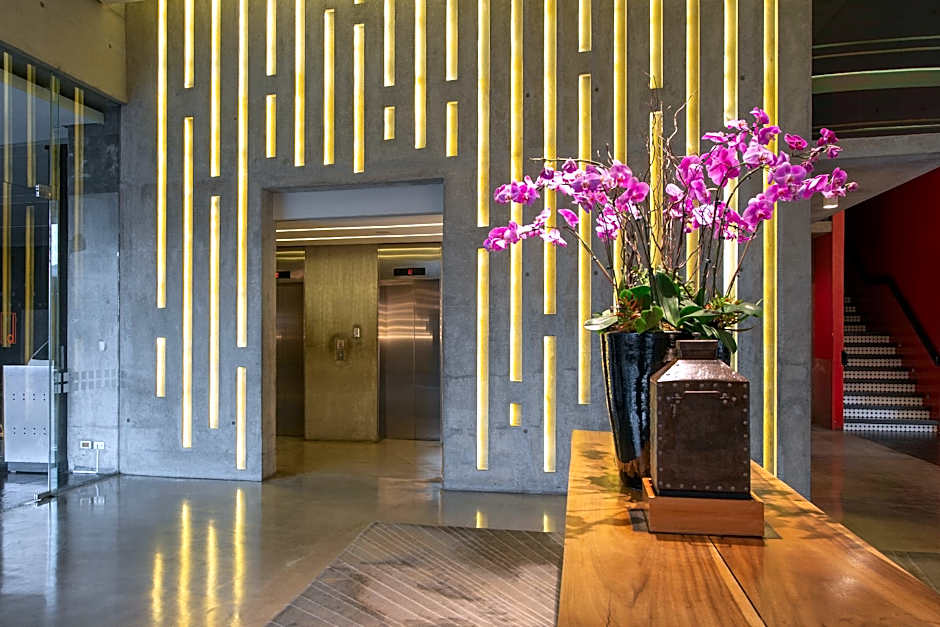 The B Hotel Quezon City (Multi Use Facility)