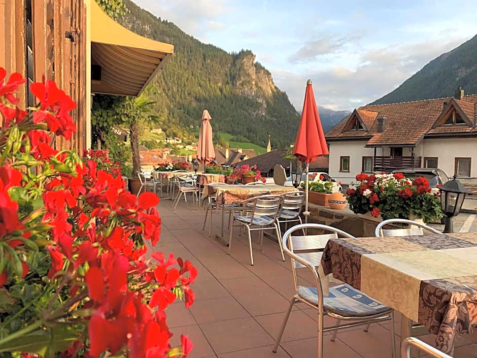 Hotel Restaurant Rätia