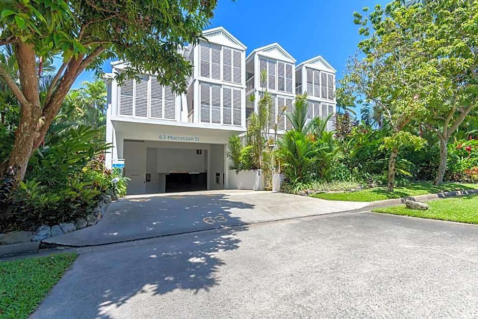 Port Douglas Apartments