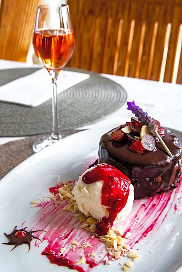 Windtown Lagoon Hotel