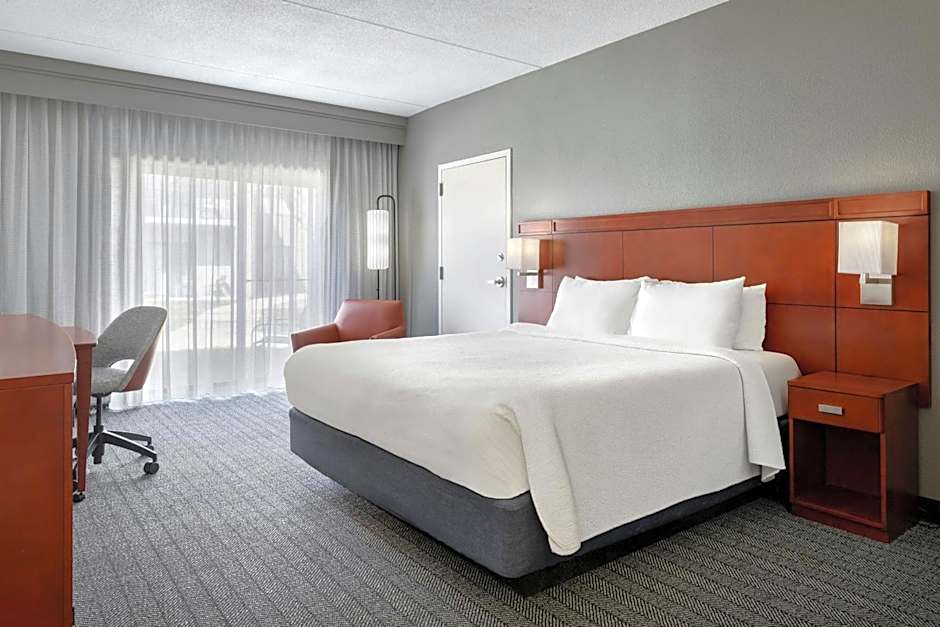 Courtyard by Marriott Boston Norwood/Canton