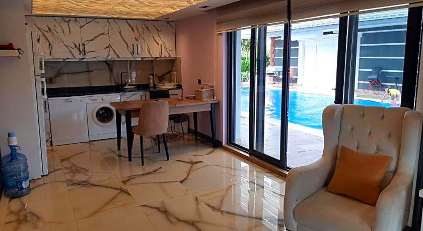 Avullar Palace Hotel