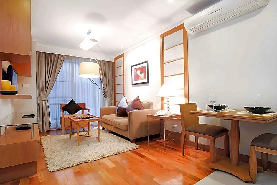 D Varee Montara Thonglor 25