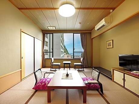 Japanese-Style Room