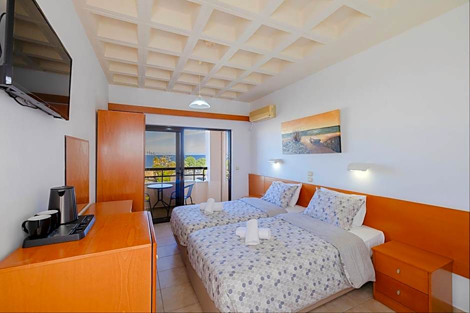 Heleni Beach Hotel