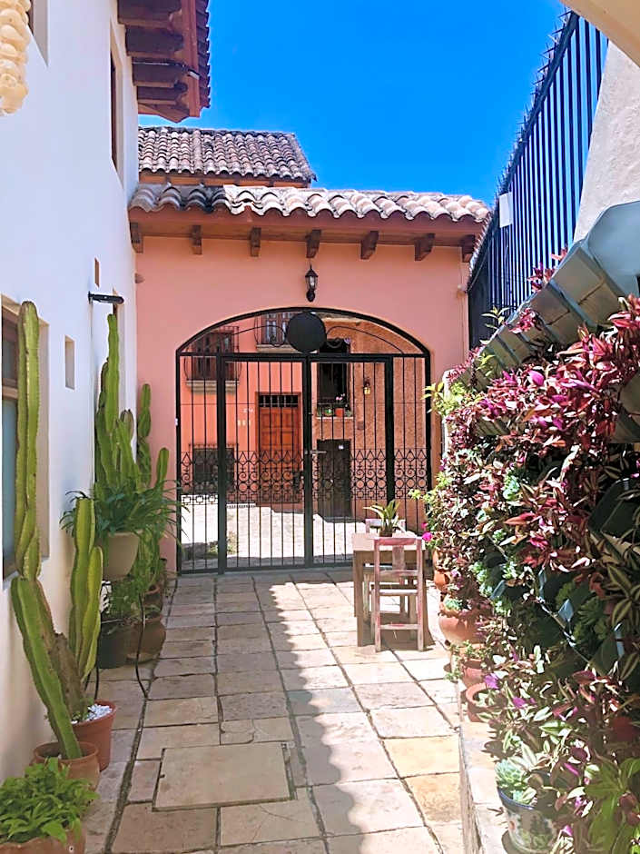 Magnolias Boutique Suites & SPA