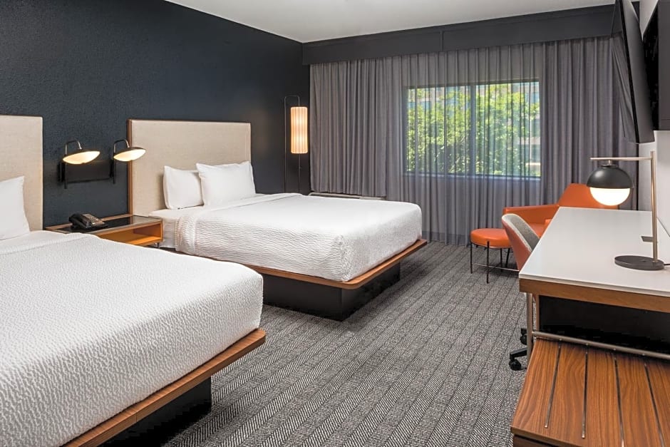 Courtyard by Marriott Charlotte Ballantyne