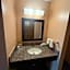 Paradise Inn & Suites