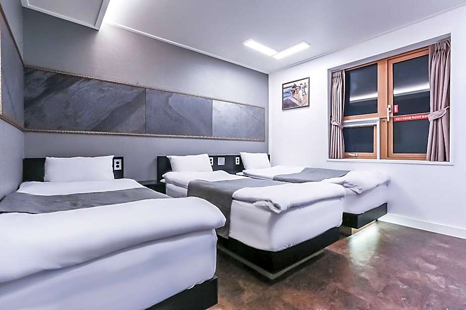 Major Hotel 2