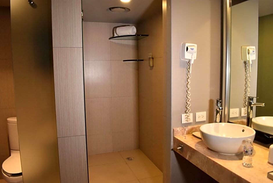 Ramada by Wyndham Mexico City Santa Fe