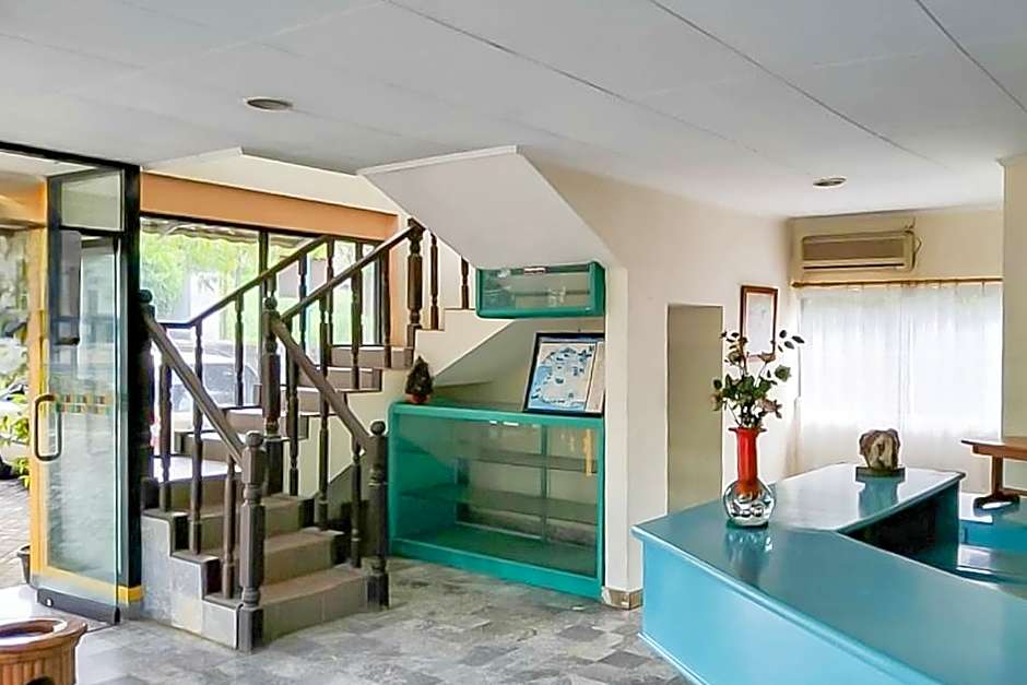 RedDoorz @ Hotel Kumala Pelabuhanratu