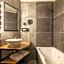 Leonardo Hotel Groningen City Center